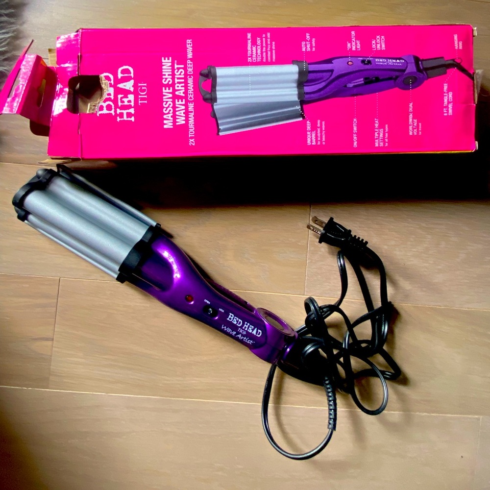 New in box bed head massive shine wave artist